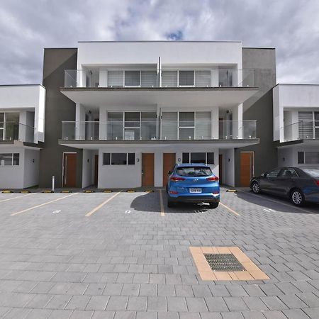 2X2 Modern Apartment Near Airport And City Пърт Екстериор снимка