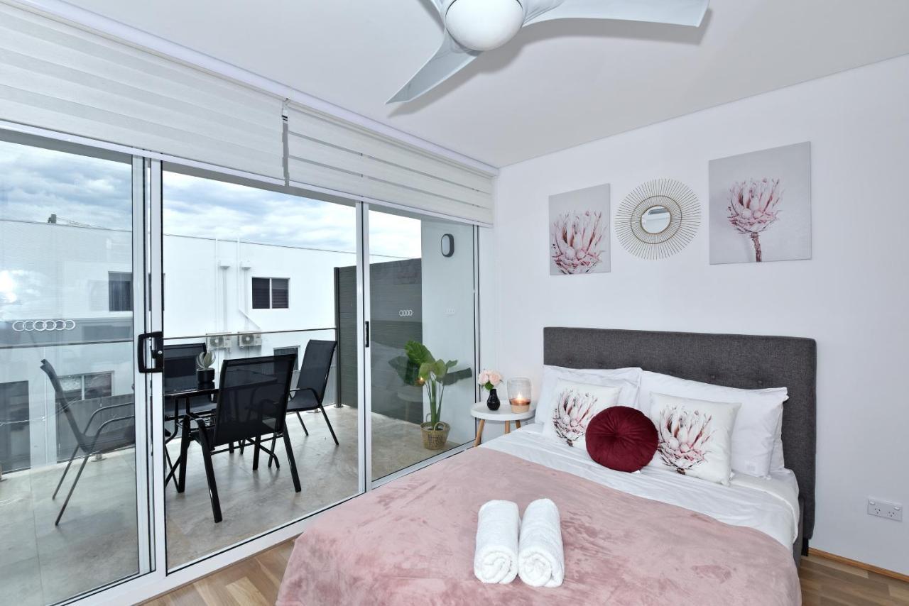 2X2 Modern Apartment Near Airport And City Пърт Екстериор снимка