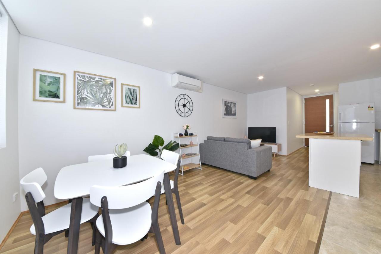 2X2 Modern Apartment Near Airport And City Пърт Екстериор снимка