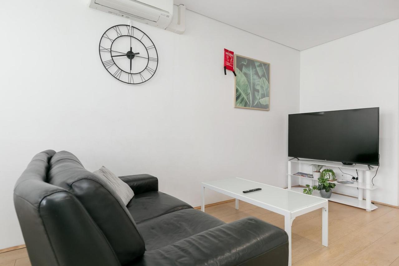 2X2 Modern Apartment Near Airport And City Пърт Екстериор снимка