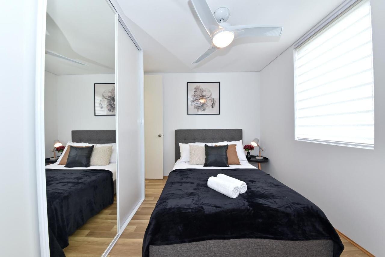 2X2 Modern Apartment Near Airport And City Пърт Екстериор снимка