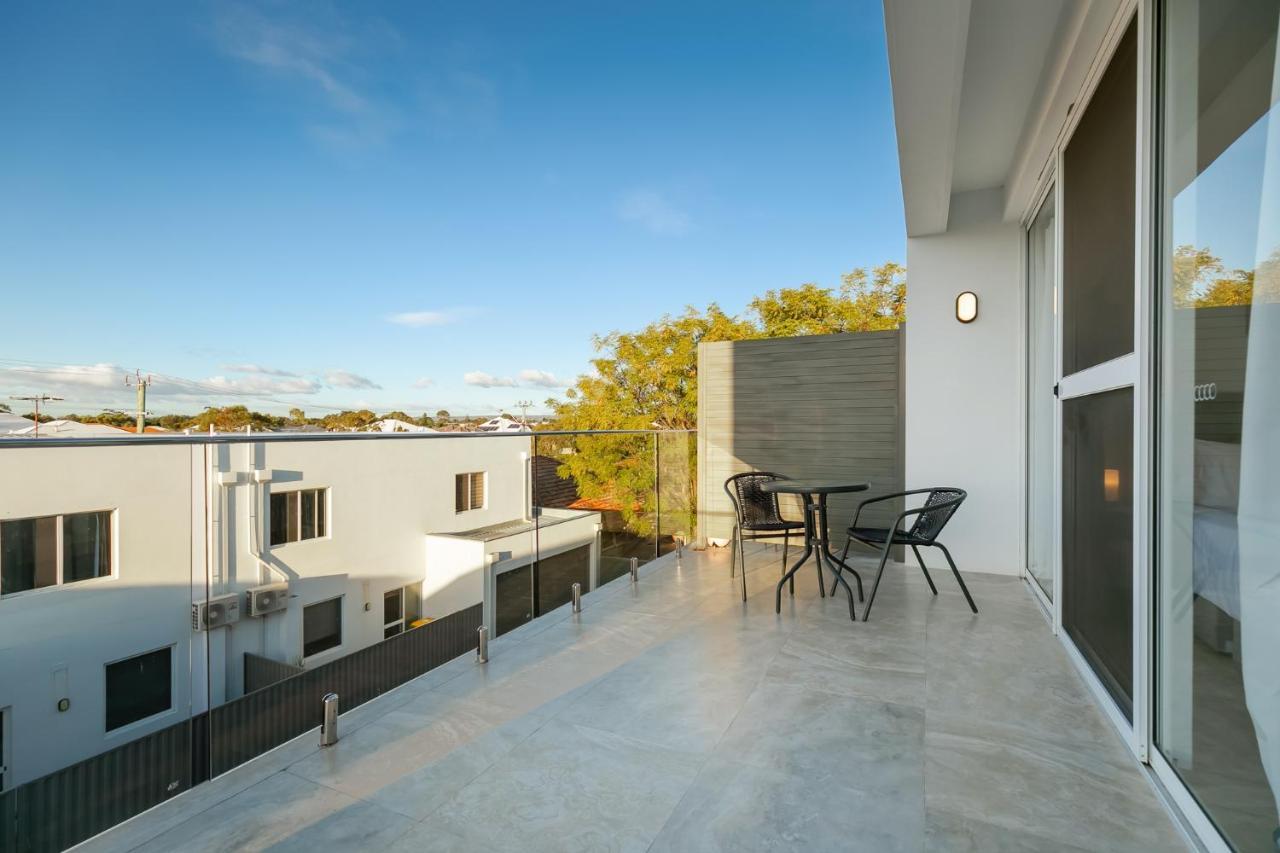 2X2 Modern Apartment Near Airport And City Пърт Екстериор снимка