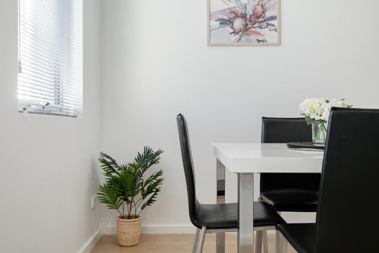 2X2 Modern Apartment Near Airport And City Пърт Екстериор снимка