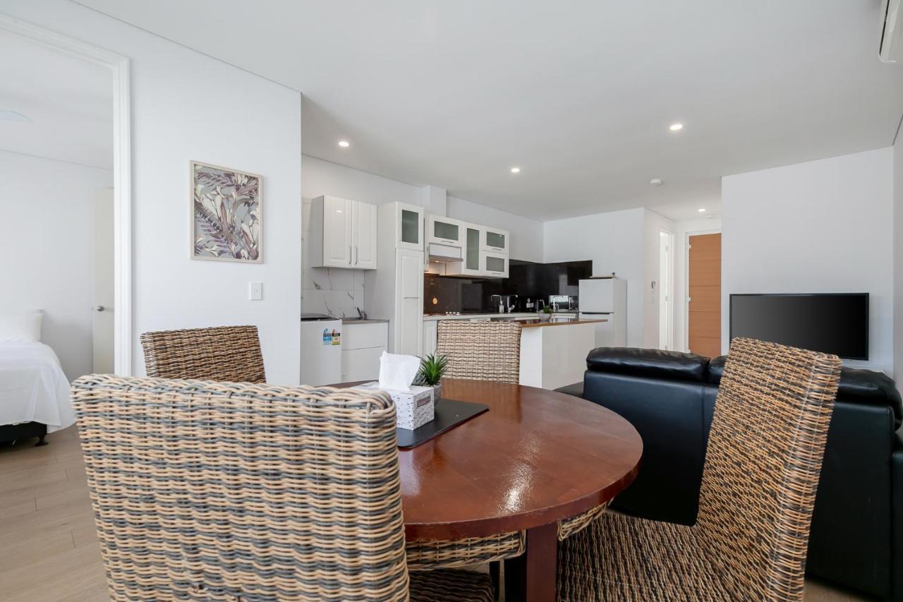 2X2 Modern Apartment Near Airport And City Пърт Екстериор снимка