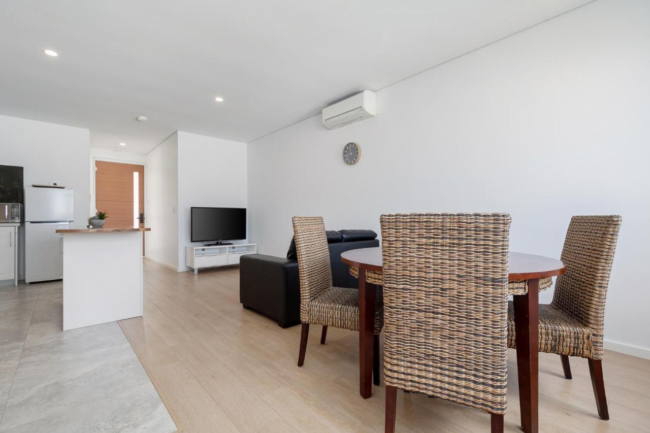 2X2 Modern Apartment Near Airport And City Пърт Екстериор снимка